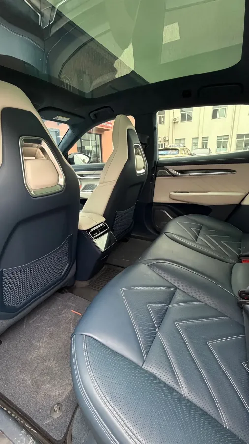 2023 Zeekr 001 BEV 100KWH,autocango,china used car exporter,china ev exporter,chinese used car exporter,chinese used ev exporter