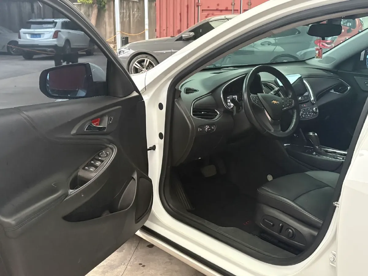 2019 Chevrolet Malibu XL 1.3T 165HP L3 CVT,autocango,china used car exporter,china ev exporter,chinese used car exporter,chinese used ev exporter