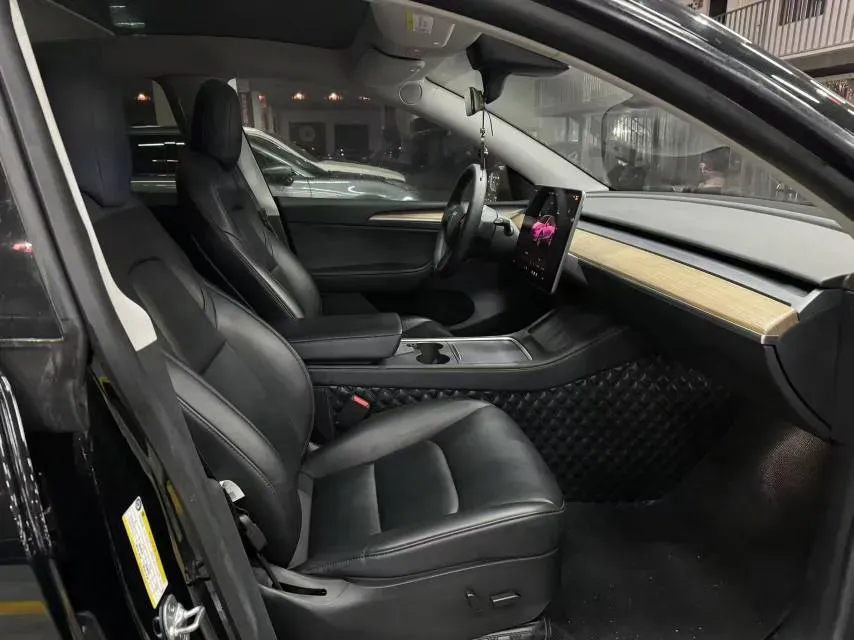 2022 Tesla Model Y BEV 60KWH,autocango,china used car exporter,china ev exporter,chinese used car exporter,chinese used ev exporter