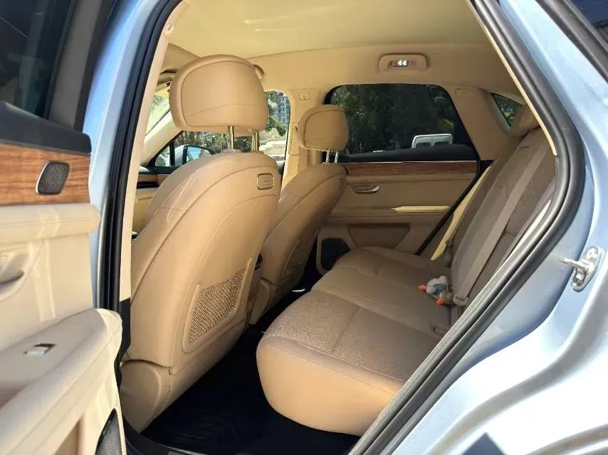 2022 AITO AITO M5 Range Extended 125HP REEV 40KWH,autocango,china used car exporter,china ev exporter,chinese used car exporter,chinese used ev exporter