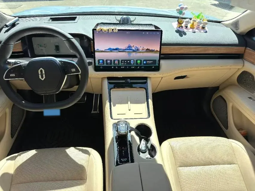 2022 AITO AITO M5 Range Extended 125HP REEV 40KWH,autocango,china used car exporter,china ev exporter,chinese used car exporter,chinese used ev exporter