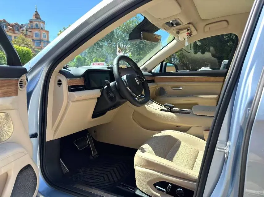 2022 AITO AITO M5 Range Extended 125HP REEV 40KWH,autocango,china used car exporter,china ev exporter,chinese used car exporter,chinese used ev exporter