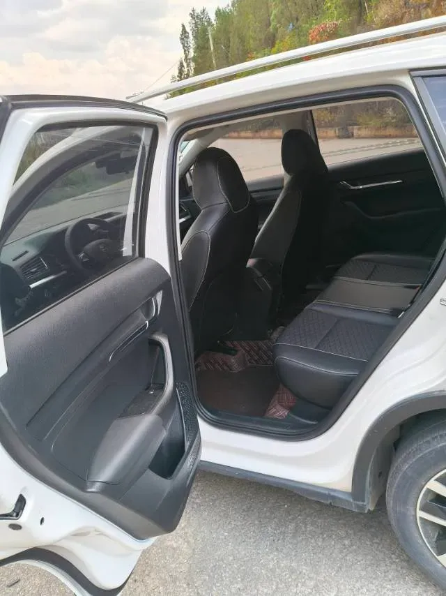 2021 Skoda Kamiq 1.5L 112HP L4 6AT,autocango,china used car exporter,china ev exporter,chinese used car exporter,chinese used ev exporter