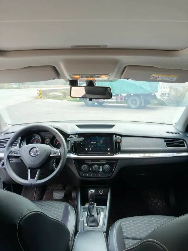 2021 Skoda Kamiq 1.5L 112HP L4 6AT,autocango,china used car exporter,china ev exporter,chinese used car exporter,chinese used ev exporter