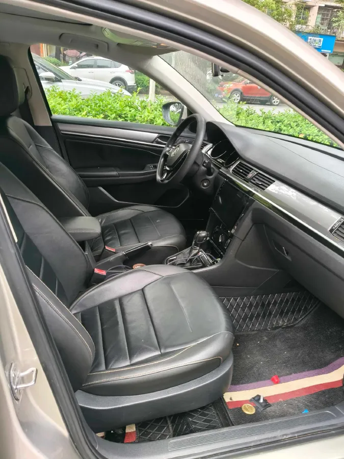 2019 Roewe i6 1.6L 125HP L4 CVT,autocango,china used car exporter,china ev exporter,chinese used car exporter,chinese used ev exporter