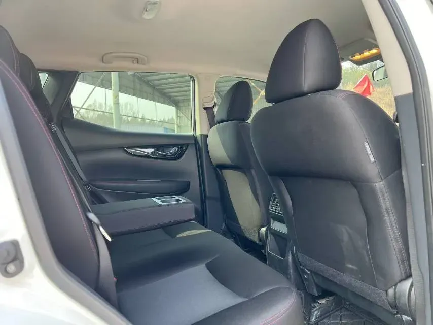 2021 Nissan Qashqai 2.0L 151HP L4 CVT,autocango,china used car exporter,china ev exporter,chinese used car exporter,chinese used ev exporter