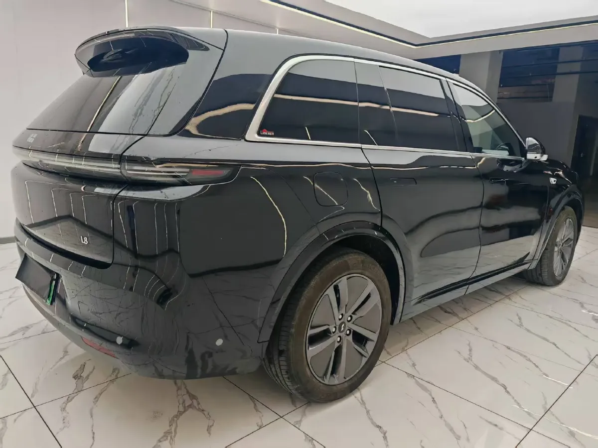 2024 Volvo S60 2.0T 197HP L4 7DCT,autocango,china used car exporter,china ev exporter,chinese used car exporter,chinese used ev exporter