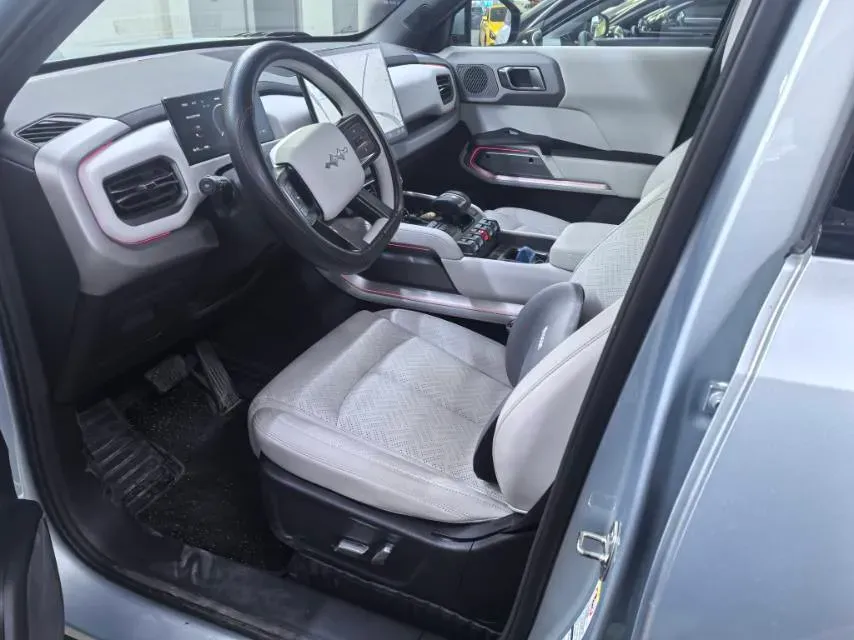 2025 FangChengBao Tai 3 BEV,autocango,china used car exporter,china ev exporter,chinese used car exporter,chinese used ev exporter