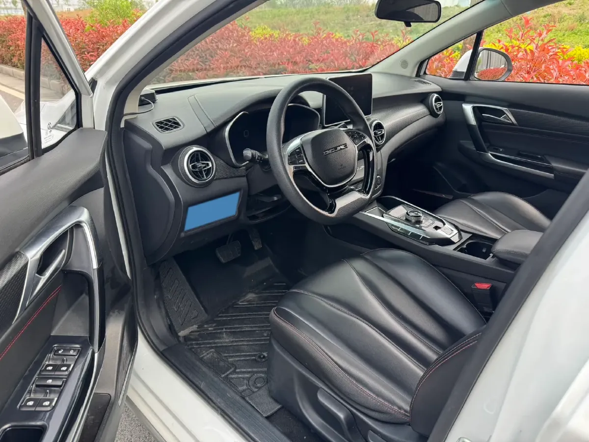 2022 Bestune B70 2.0T 224HP L4 6AT,autocango,china used car exporter,china ev exporter,chinese used car exporter,chinese used ev exporter