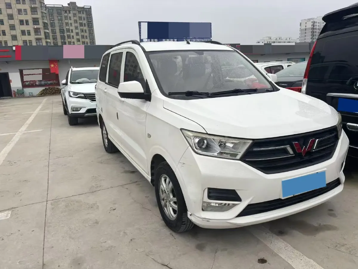 2018 WuLing HongGuang 1.5L 105HP L4 5MT,autocango,china used car exporter,china ev exporter,chinese used car exporter,chinese used ev exporter