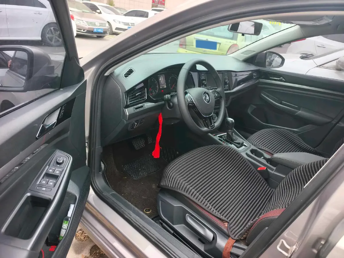 2020 Volkswagen Bora 1.5L 113HP L4 6AT,autocango,china used car exporter,china ev exporter,chinese used car exporter,chinese used ev exporter