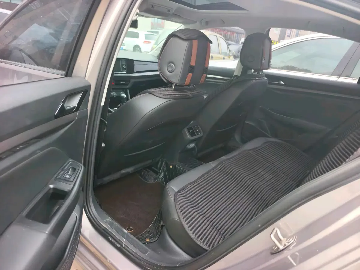 2020 Volkswagen Bora 1.5L 113HP L4 6AT,autocango,china used car exporter,china ev exporter,chinese used car exporter,chinese used ev exporter