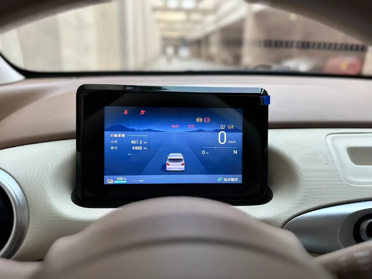 2025 WuLing HongGuang MINI EV BEV 16.2KWH,autocango,china used car exporter,china ev exporter,chinese used car exporter,chinese used ev exporter