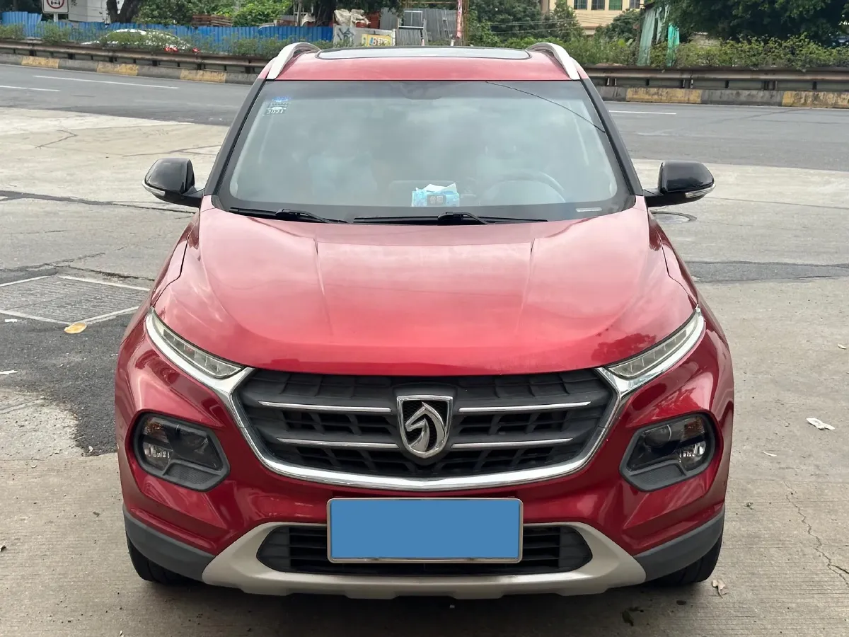 2017 BaoJun 510 1.5L 112HP L4 6MT,autocango,china used car exporter,china ev exporter,chinese used car exporter,chinese used ev exporter