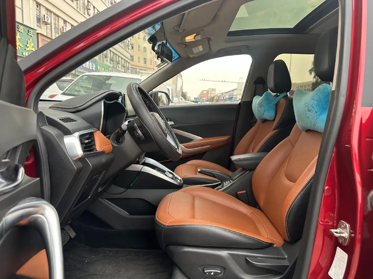 2017 BaoJun 510 1.5L 112HP L4 6MT,autocango,china used car exporter,china ev exporter,chinese used car exporter,chinese used ev exporter