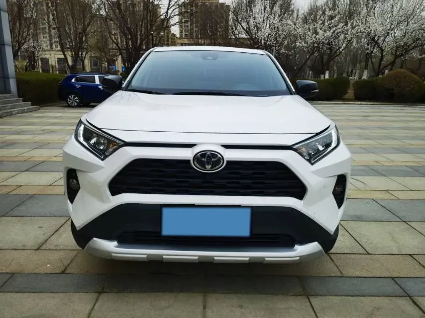 2022 Toyota RAV4 2.0L 171HP L4 CVT,autocango,china used car exporter,china ev exporter,chinese used car exporter,chinese used ev exporter