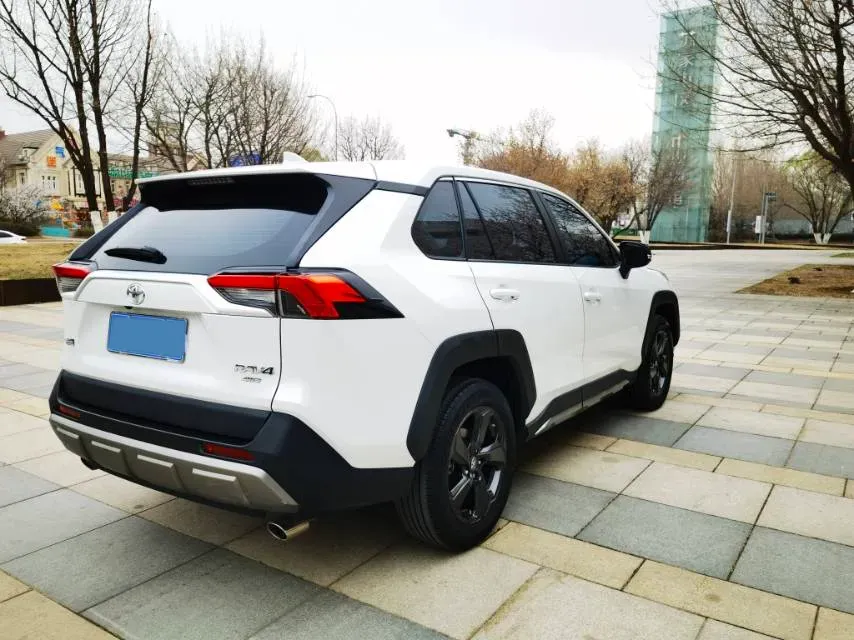 2022 Toyota RAV4 2.0L 171HP L4 CVT,autocango,china used car exporter,china ev exporter,chinese used car exporter,chinese used ev exporter