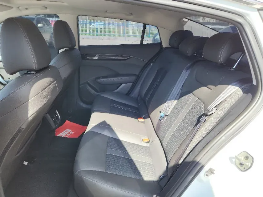 2020 DongFeng Aeolus YiXuan 1.5T 150HP L4 6DCT,autocango,china used car exporter,china ev exporter,chinese used car exporter,chinese used ev exporter