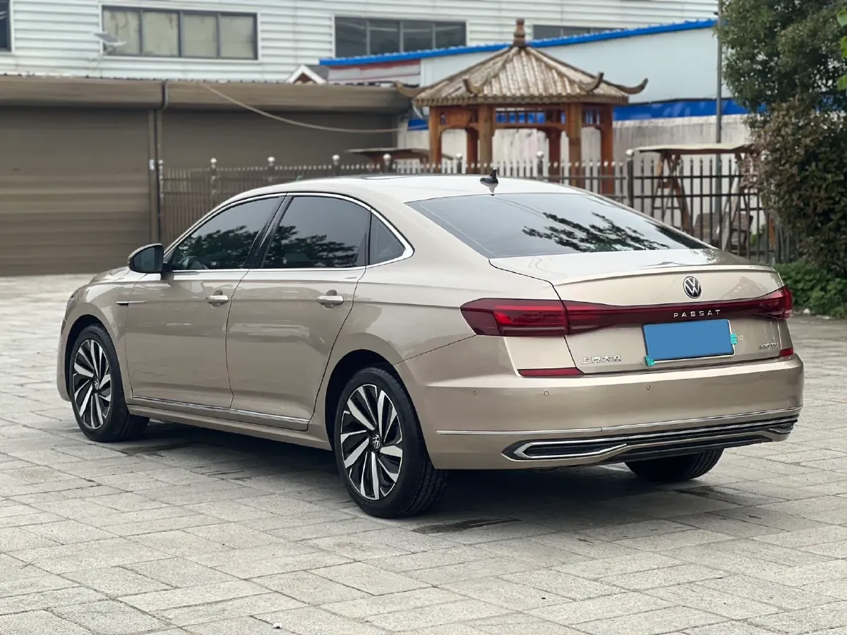 2022 Xpeng P7 BEV 60.2KWH,autocango,china used car exporter,china ev exporter,chinese used car exporter,chinese used ev exporter