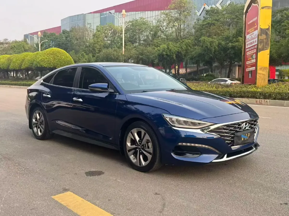 2019 Hyundai La Festa 1.6T 204HP L4 7DCT,autocango,china used car exporter,china ev exporter,chinese used car exporter,chinese used ev exporter