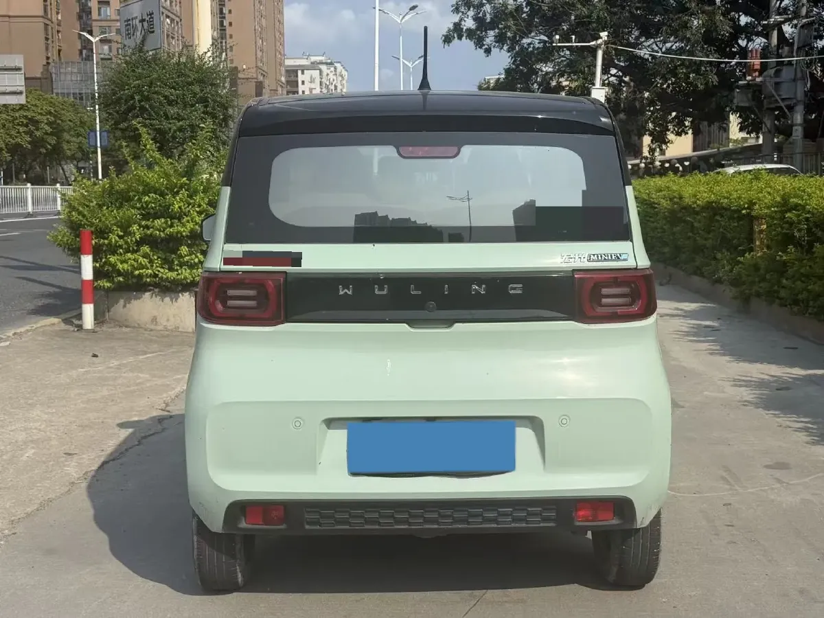 2021 WuLing HongGuang MINI EV BEV 13.9KWH,autocango,china used car exporter,china ev exporter,chinese used car exporter,chinese used ev exporter