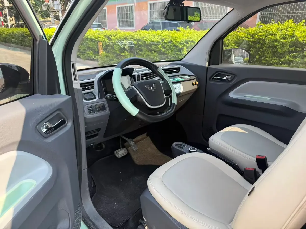 2021 WuLing HongGuang MINI EV BEV 13.9KWH,autocango,china used car exporter,china ev exporter,chinese used car exporter,chinese used ev exporter