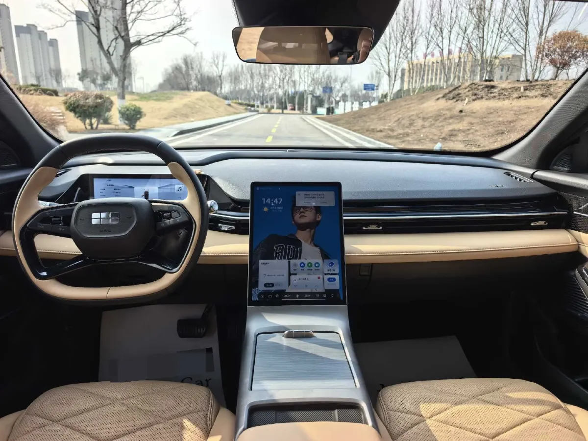 2023 Geely Galaxy L6 1.5T 163HP L4 3DHT PHEV,autocango,china used car exporter,china ev exporter,chinese used car exporter,chinese used ev exporter