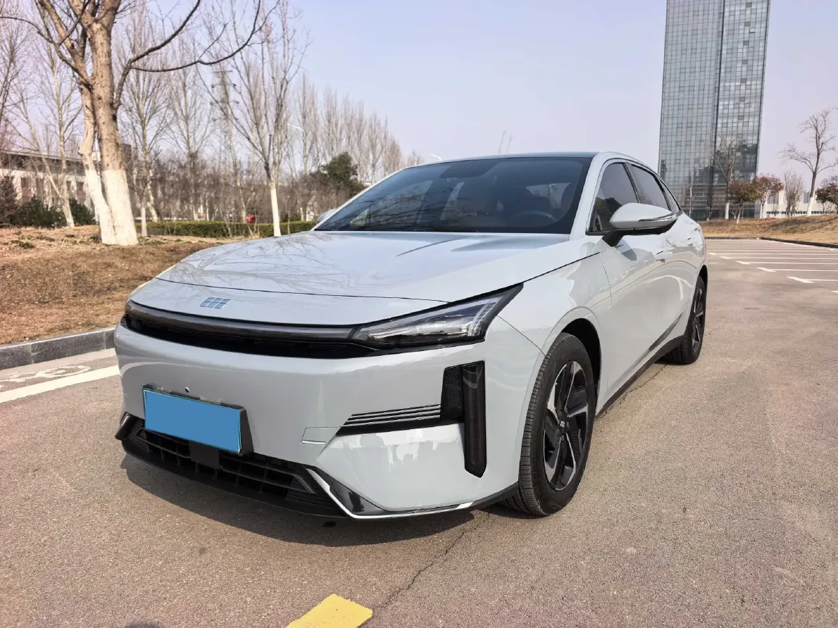 2023 Geely Galaxy L6 1.5T 163HP L4 3DHT PHEV,autocango,china used car exporter,china ev exporter,chinese used car exporter,chinese used ev exporter