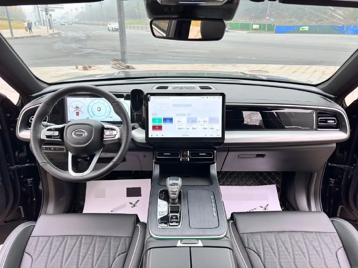 2025 GAC Trumpchi GS8 2.0T 252HP L4 8AT,autocango,china used car exporter,china ev exporter,chinese used car exporter,chinese used ev exporter