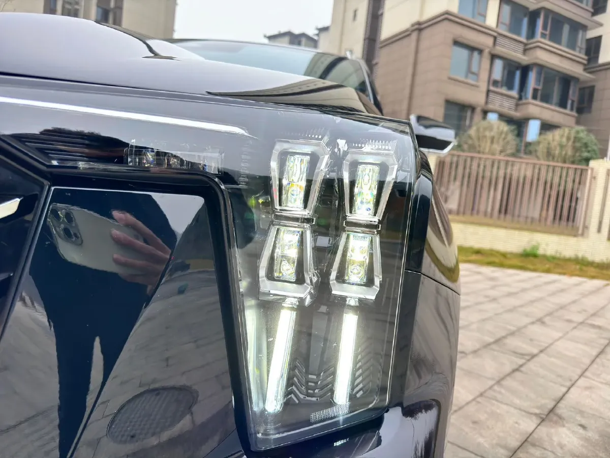 2025 GAC Trumpchi GS8 2.0T 252HP L4 8AT,autocango,china used car exporter,china ev exporter,chinese used car exporter,chinese used ev exporter