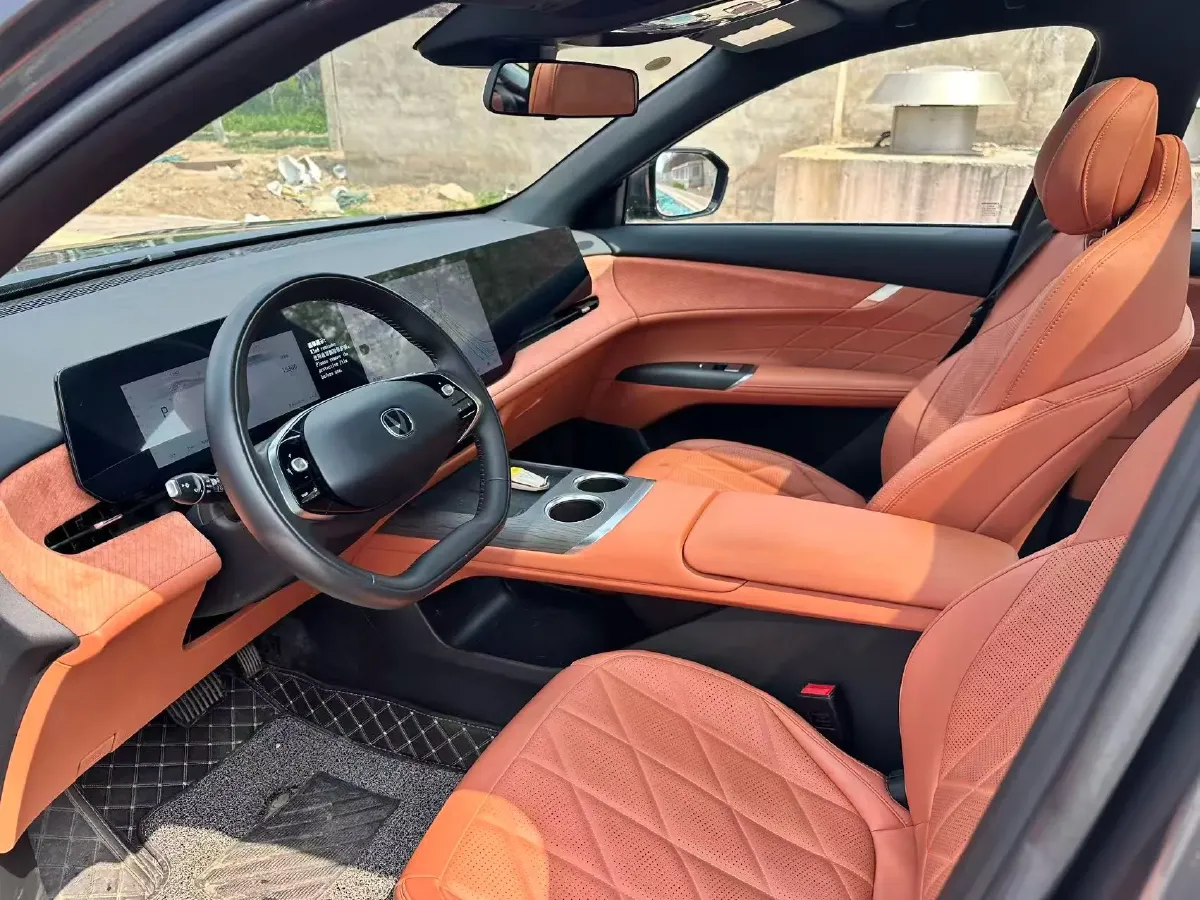 2025 ChangAn CS75 Plus 2.0T 233HP L4 8AT,autocango,china used car exporter,china ev exporter,chinese used car exporter,chinese used ev exporter