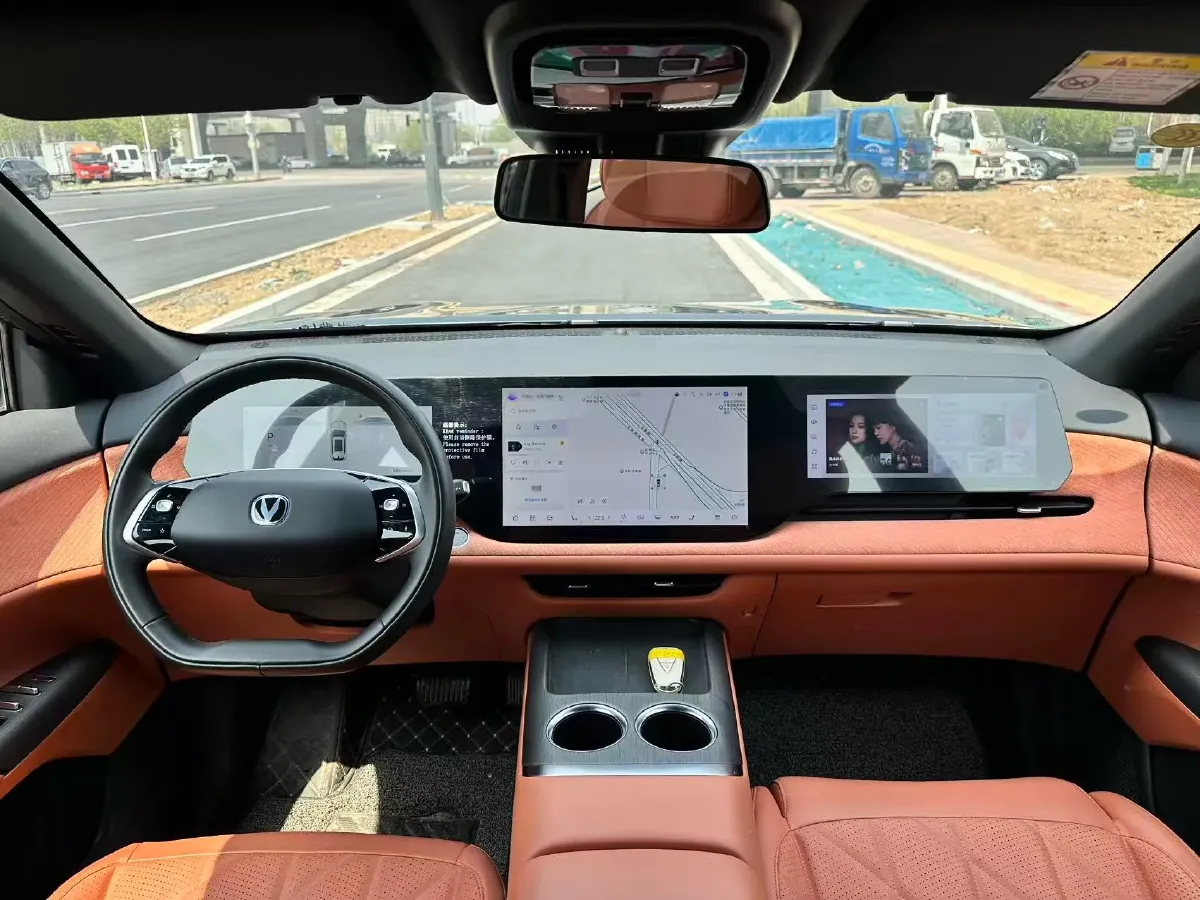 2025 ChangAn CS75 Plus 2.0T 233HP L4 8AT,autocango,china used car exporter,china ev exporter,chinese used car exporter,chinese used ev exporter