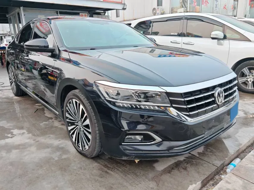 2020 Volkswagen Passat 2.0T 186HP L4 7DCT,autocango,china used car exporter,china ev exporter,chinese used car exporter,chinese used ev exporter
