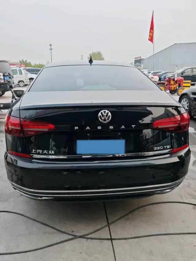 2020 Volkswagen Passat 2.0T 186HP L4 7DCT,autocango,china used car exporter,china ev exporter,chinese used car exporter,chinese used ev exporter
