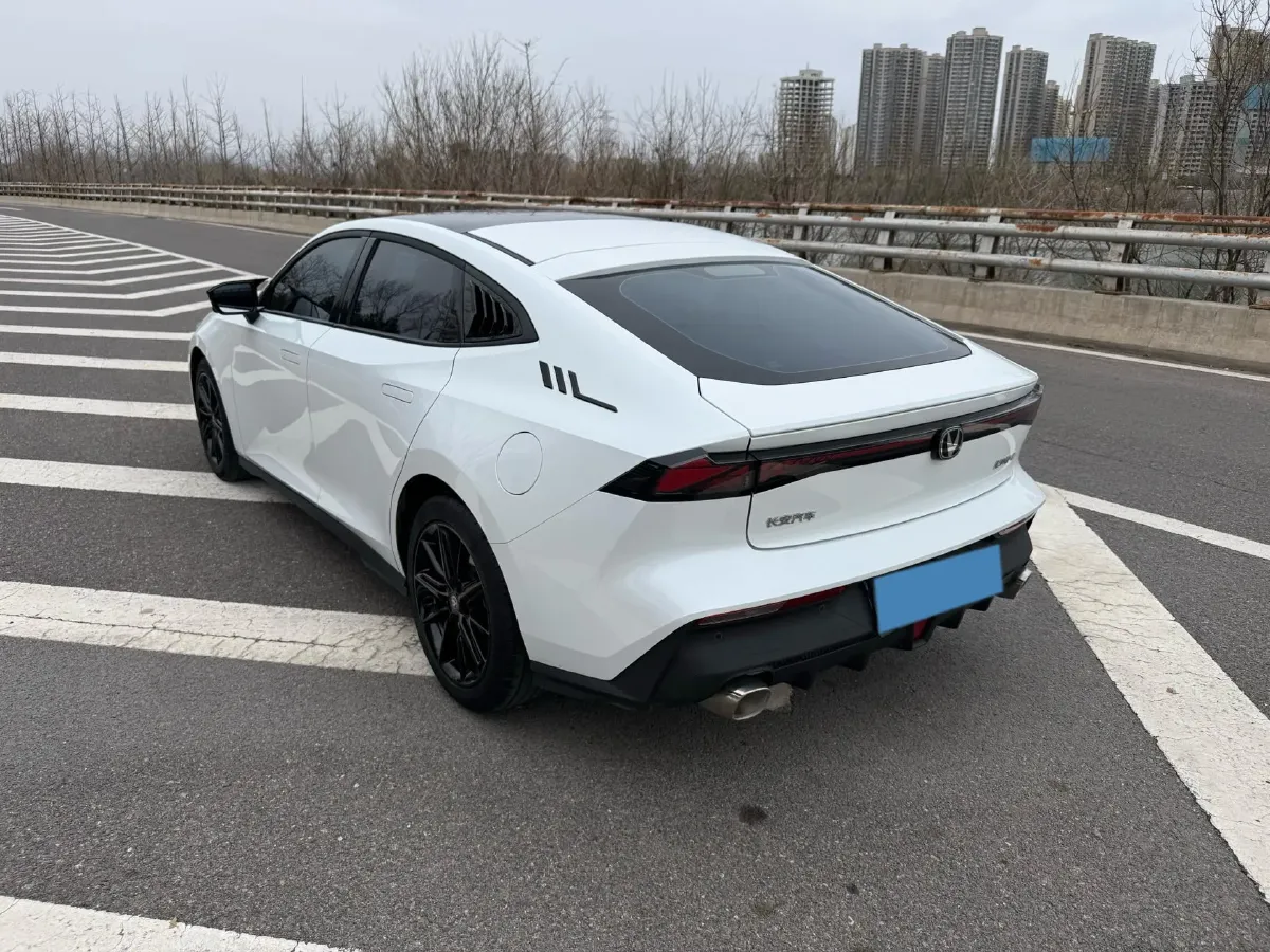 2023 ChangAn UNI-V 1.5T 188HP L4 7DCT,autocango,china used car exporter,china ev exporter,chinese used car exporter,chinese used ev exporter