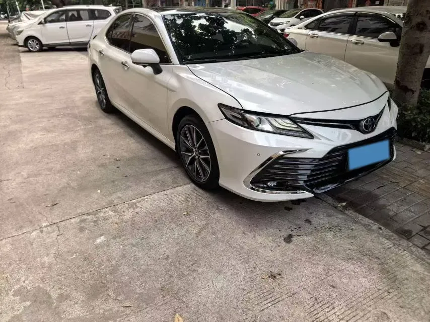 2021 Toyota Camry 2.5L 209HP L4 8AT,autocango,china used car exporter,china ev exporter,chinese used car exporter,chinese used ev exporter