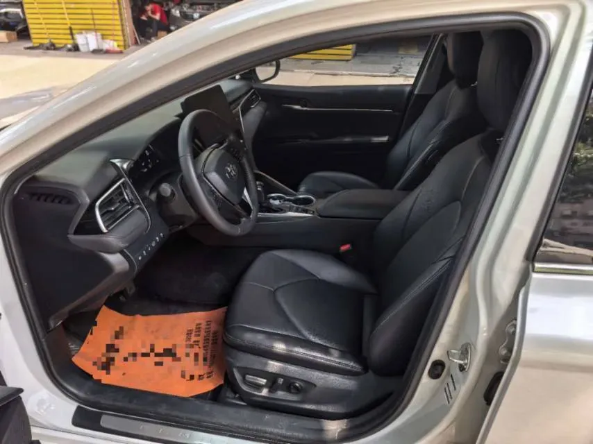 2021 Toyota Camry 2.5L 209HP L4 8AT,autocango,china used car exporter,china ev exporter,chinese used car exporter,chinese used ev exporter