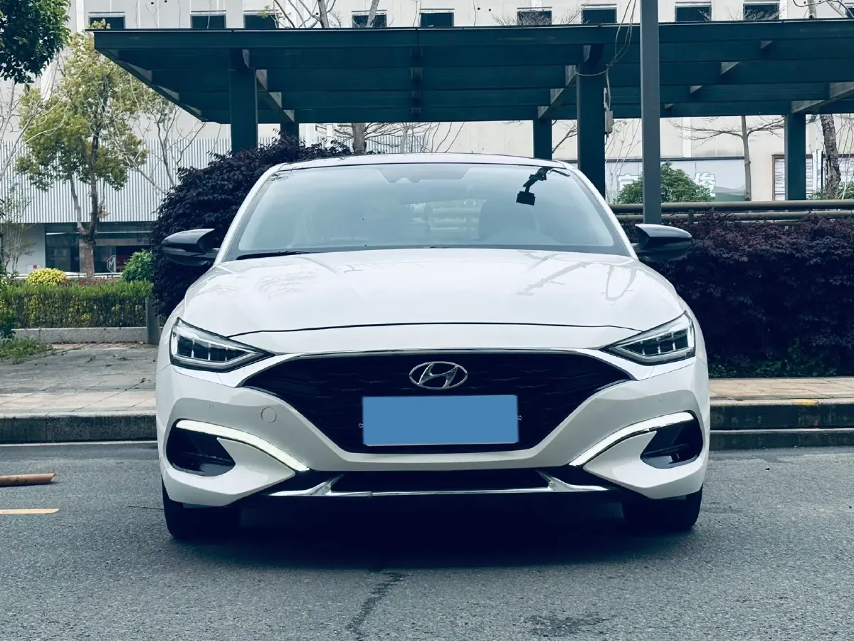 2021 Hyundai La Festa 1.6T 204HP L4 7DCT,autocango,china used car exporter,china ev exporter,chinese used car exporter,chinese used ev exporter