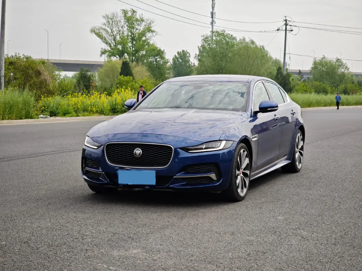 2021 Jaguar XEL 2.0T 250HP L4 8AT,autocango,china used car exporter,china ev exporter,chinese used car exporter,chinese used ev exporter