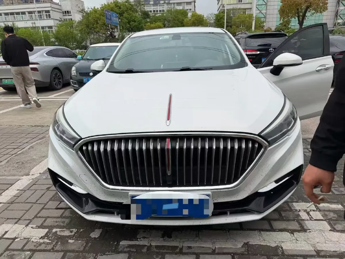 2020 HongQi H5 1.5T 169HP L4 7DCT,autocango,china used car exporter,china ev exporter,chinese used car exporter,chinese used ev exporter