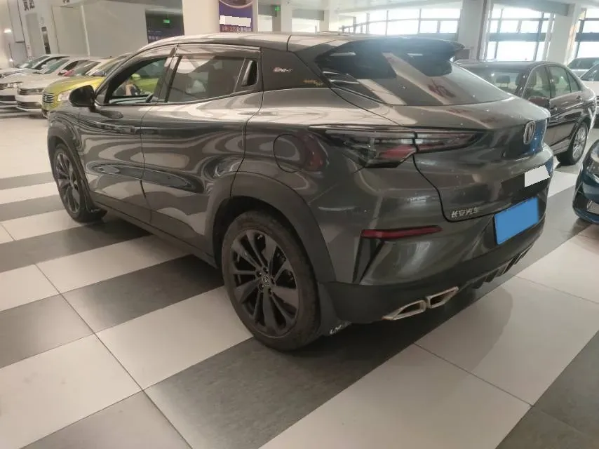 2020 ChangAn UNI-T 1.5T 180HP L4 7DCT,autocango,china used car exporter,china ev exporter,chinese used car exporter,chinese used ev exporter