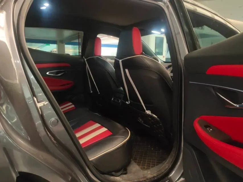 2020 ChangAn UNI-T 1.5T 180HP L4 7DCT,autocango,china used car exporter,china ev exporter,chinese used car exporter,chinese used ev exporter