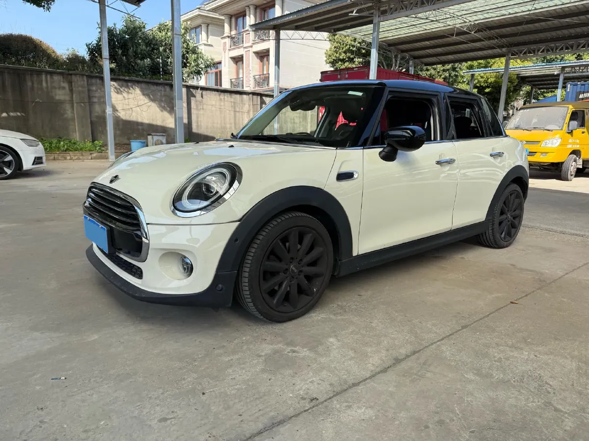 2019 MINI MINI 1.5T 136HP L3 7DCT,autocango,china used car exporter,china ev exporter,chinese used car exporter,chinese used ev exporter