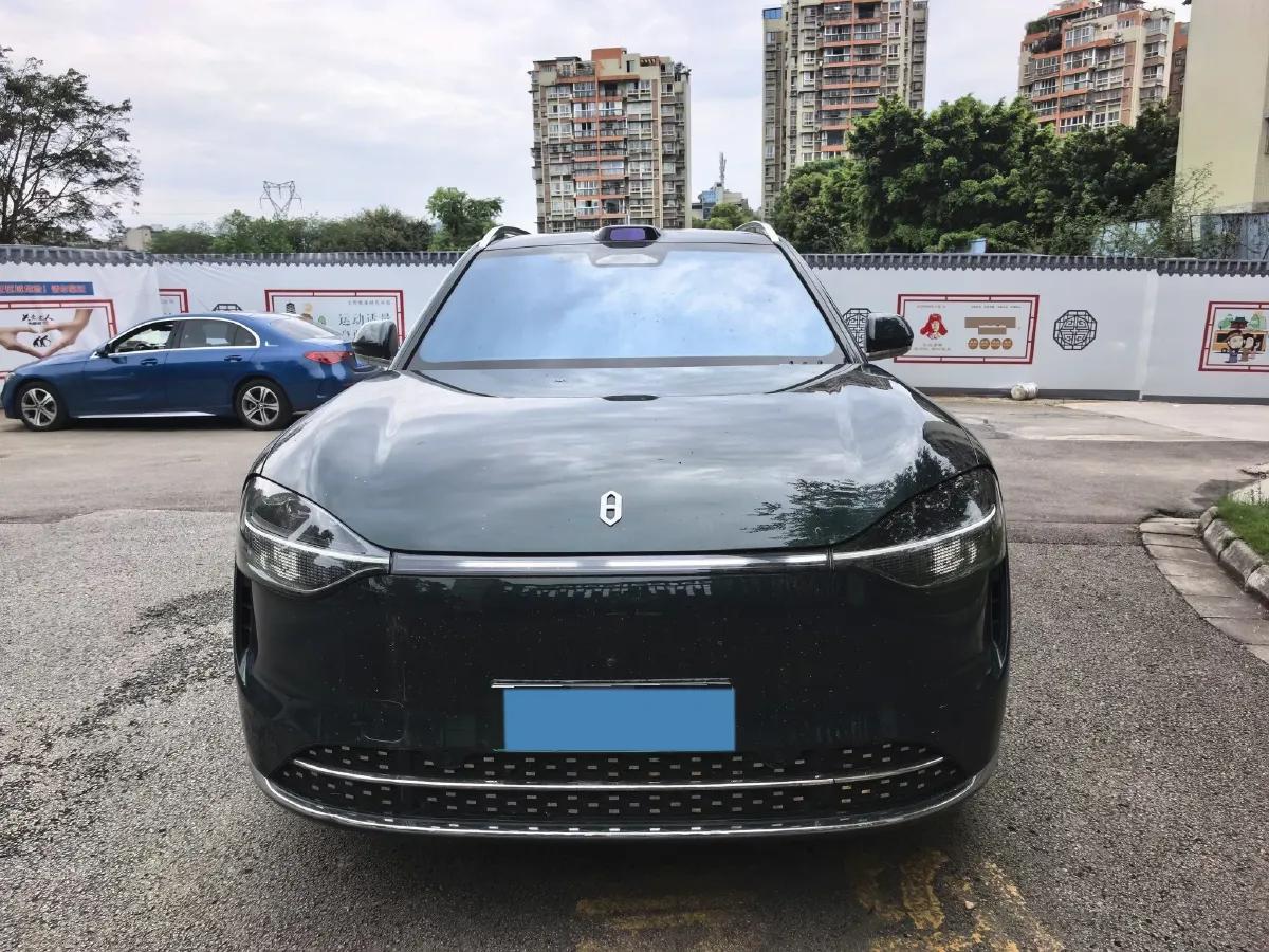 2024 AITO AITO M9 1.5T 152HP L4 REEV 52KWH,autocango,china used car exporter,china ev exporter,chinese used car exporter,chinese used ev exporter