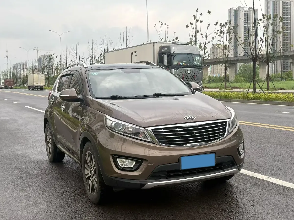 2016 Kia Sportage R 2.0L 165HP L4 6AT,autocango,china used car exporter,china ev exporter,chinese used car exporter,chinese used ev exporter