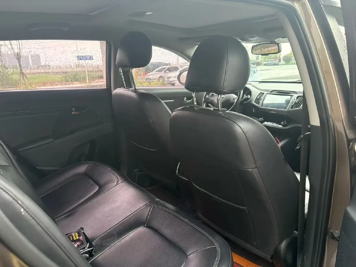 2016 Kia Sportage R 2.0L 165HP L4 6AT,autocango,china used car exporter,china ev exporter,chinese used car exporter,chinese used ev exporter