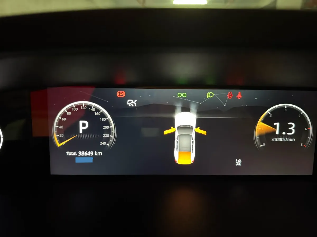 2022 ChangAn UNI-V 1.5T 188HP L4 7DCT,autocango,china used car exporter,china ev exporter,chinese used car exporter,chinese used ev exporter