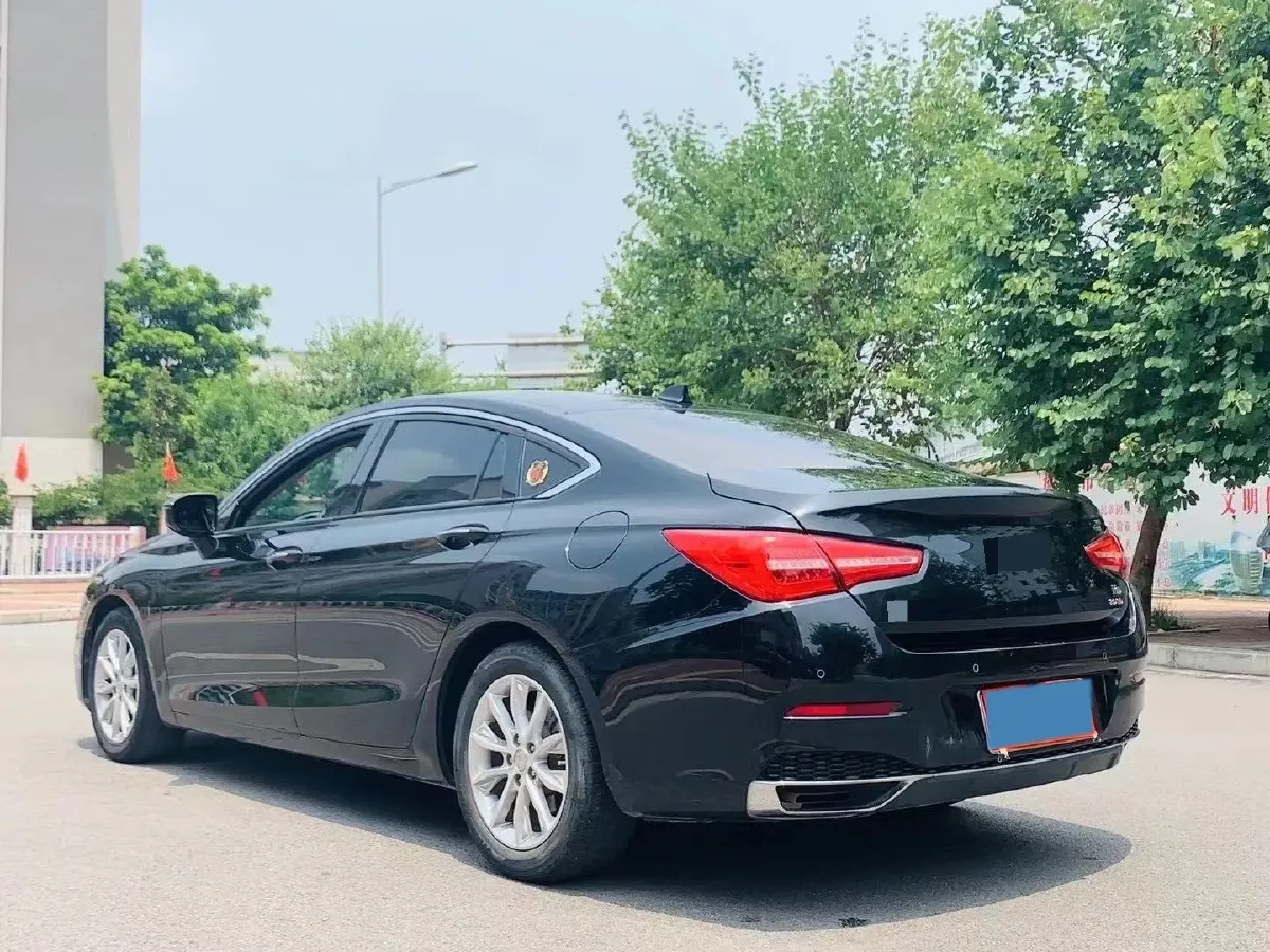 2019 HongQi H5 1.8T 180HP L4 6AT,autocango,china used car exporter,china ev exporter,chinese used car exporter,chinese used ev exporter