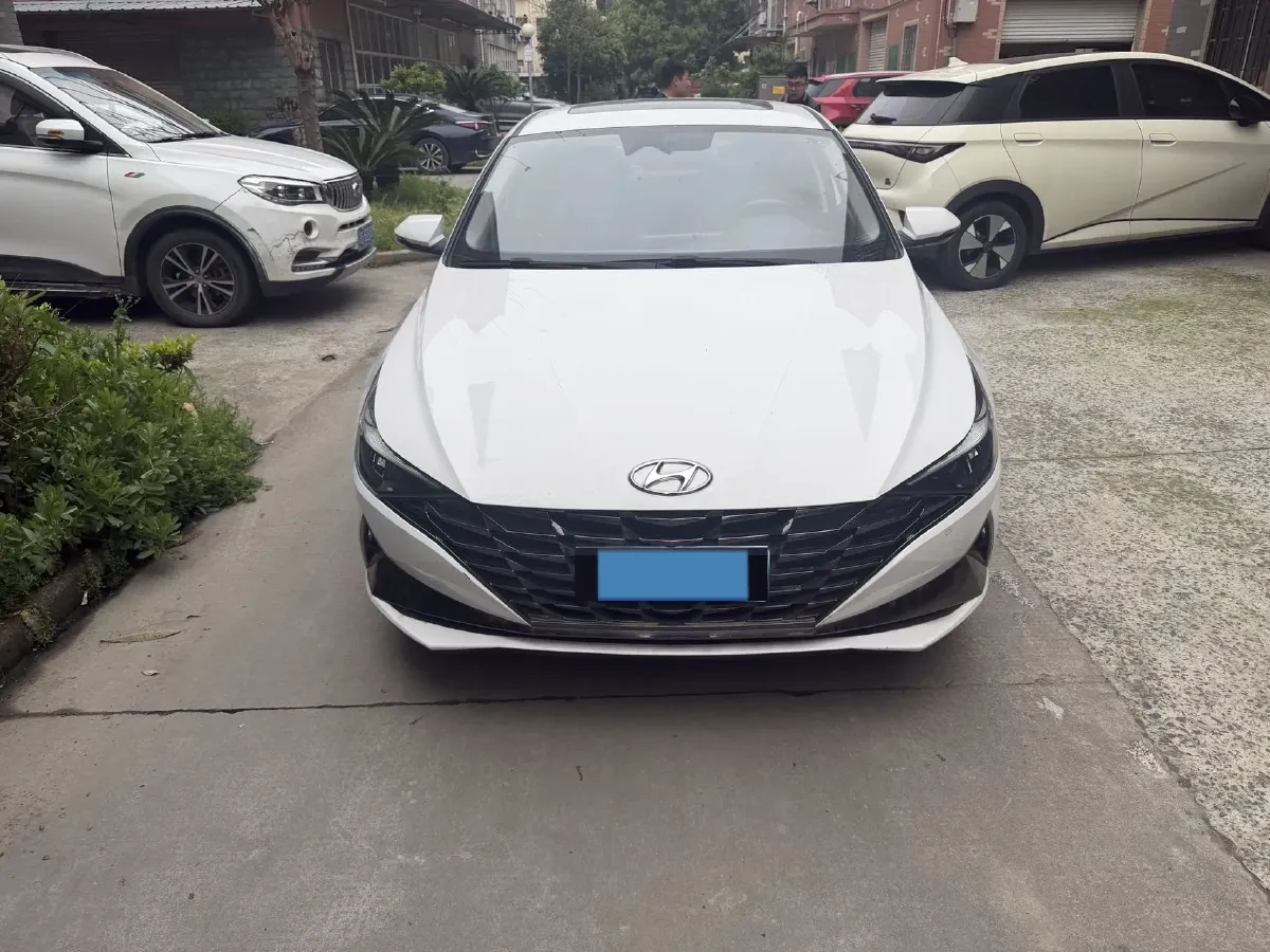 2021 Hyundai Elantra 1.5L 115HP L4 CVT,autocango,china used car exporter,china ev exporter,chinese used car exporter,chinese used ev exporter