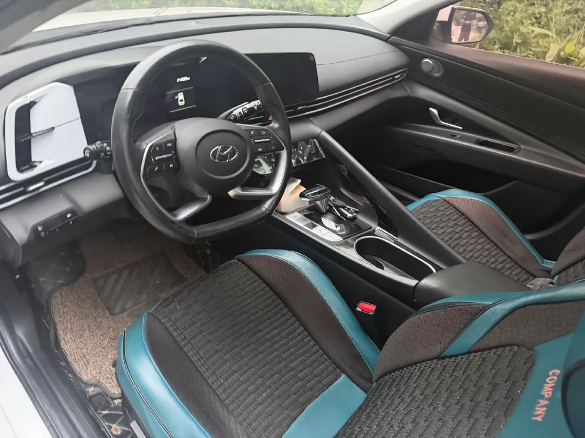 2021 Hyundai Elantra 1.5L 115HP L4 CVT,autocango,china used car exporter,china ev exporter,chinese used car exporter,chinese used ev exporter